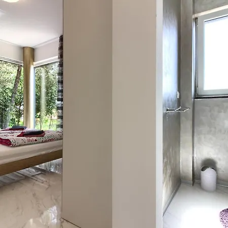 Amazing Sandra With Pool Near The Beach, Extra Pool Heating Available - Wiibuk * Medulin