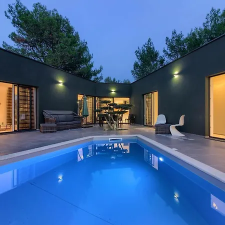 Вилла Amazing Sandra With Pool Near The Beach, Extra Pool Heating Available - Wiibuk *
