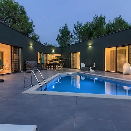 Amazing Sandra With Pool Near The Beach, Extra Pool Heating Available - Wiibuk Вилла *