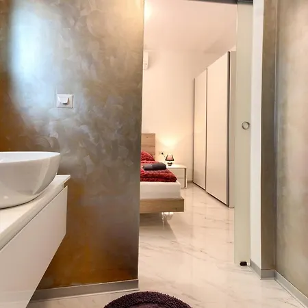 Amazing Sandra With Pool Near The Beach, Extra Pool Heating Available - Wiibuk Вилла Медулин