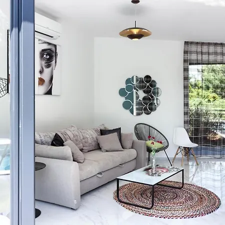 Amazing Sandra With Pool Near The Beach, Extra Pool Heating Available - Wiibuk *