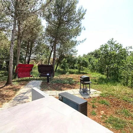Amazing Sandra With Pool Near The Beach, Extra Pool Heating Available - Wiibuk